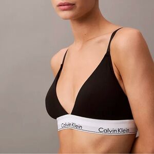 Calvin Klein Black and White Bralette size med